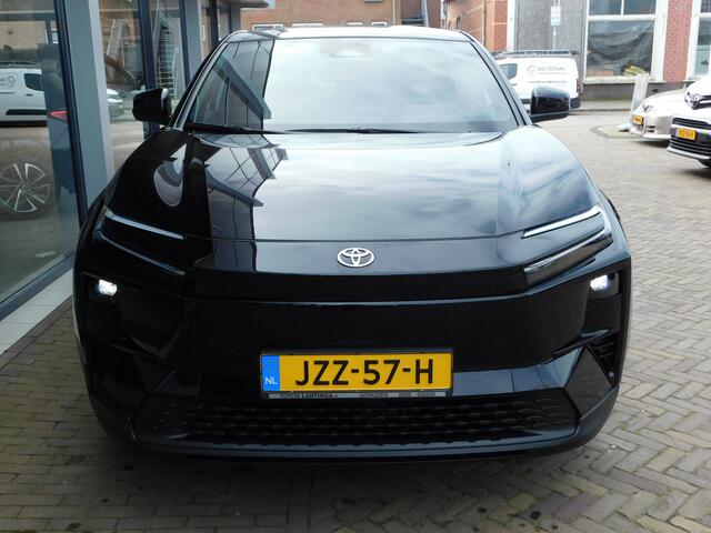 Toyota C-HR First Edition 77 kWh