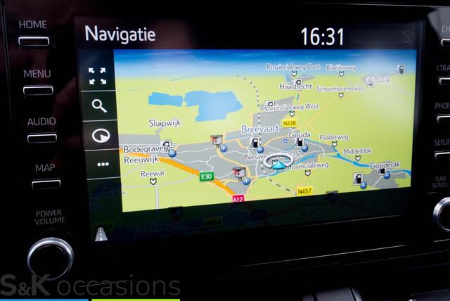 Toyota C-HR 1.8 Hybrid Dynamic 10 Jaar Garantie