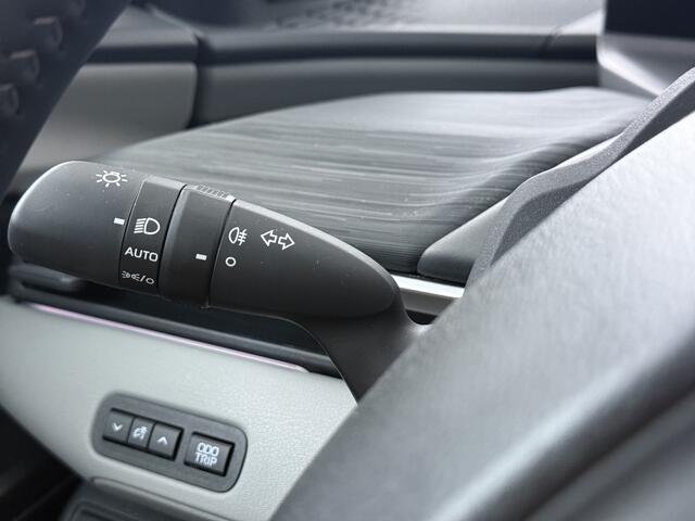 Toyota C-HR Executive AWD 77 kWh | Executive Plus Pack |