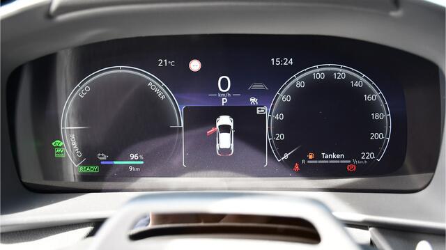 Toyota C-HR 2.0 Plug-in Hybrid 220 Dynamic Automaat 223pk | Nieuw, direct uit voorraad leverbaar! |