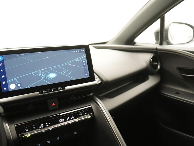 Toyota C-HR 2.0 Plug-in Hybrid 220 PK First Edition