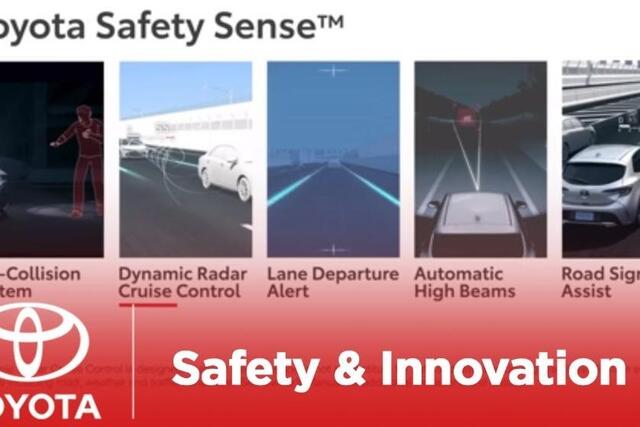 Toyota C-HR 1.8 Hybrid Dynamic Limited, Leder, Parkeersensoren