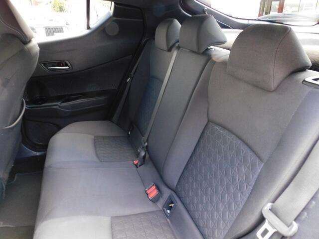 Toyota C-HR 1.8 Hybrid Active 1e EIGENAAR! DEALER ONDERHOUDEN! CARPLAY/ANDROID! STOELVERWARMING! CAMERA! NAVI! CLIMA!