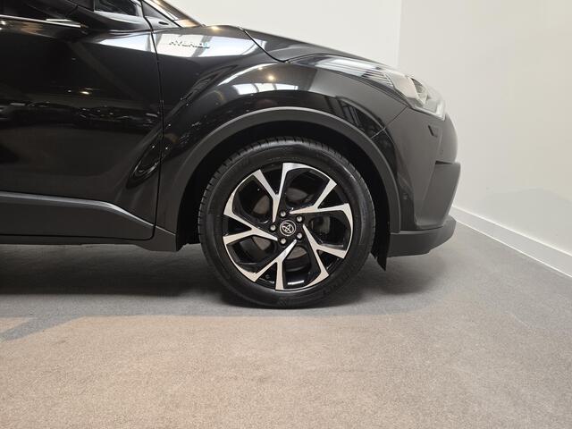 Toyota C-HR 1.8 Hybrid Executive - Stoel/Stuurverwarming - Dodehoekdetectie - Adaptive Cruise - Leder - LED