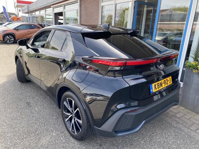 Toyota C-HR 1.8 Hybrid 140 Business Plus