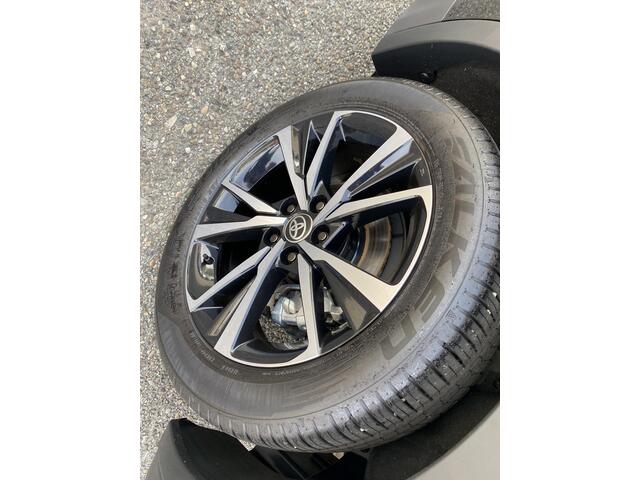 Toyota C-HR 1.8 Hybrid 140 Business Plus