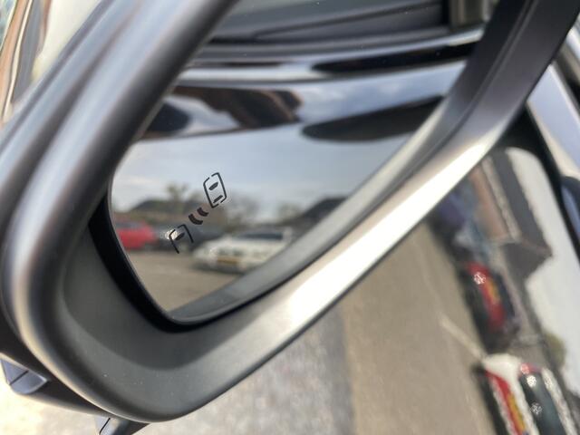 Toyota C-HR 1.8 Hybrid 140 Business Plus