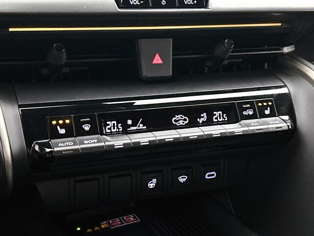 Toyota C-HR 2.0 Plug-in Hybrid 220 Executive Bi-Tone | Winter Pakket | Elektrische Stoel | Blindspot | Onderweg-naar-dealer