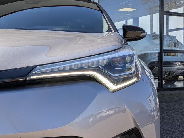 Toyota C-HR 1.8 Hybrid Bi-Tone | Stoelverw. | Dodehoek | Camera | ACC | Keyless | LED-pakket