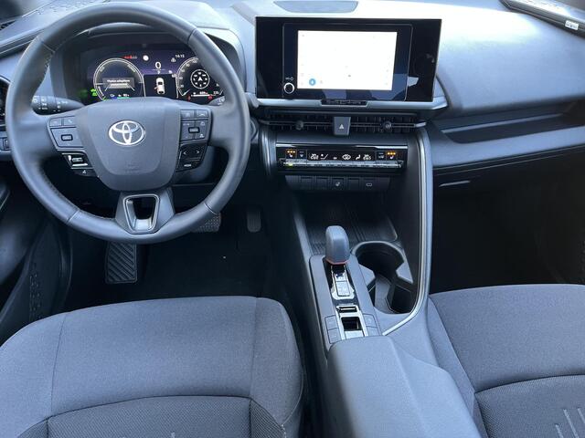 Toyota C-HR 2.0 Plug-in Hybrid 220 Dynamic | Stoel- + stuurverwarming | Carplay | Dode hoek waarschuwing | Keyless entry |