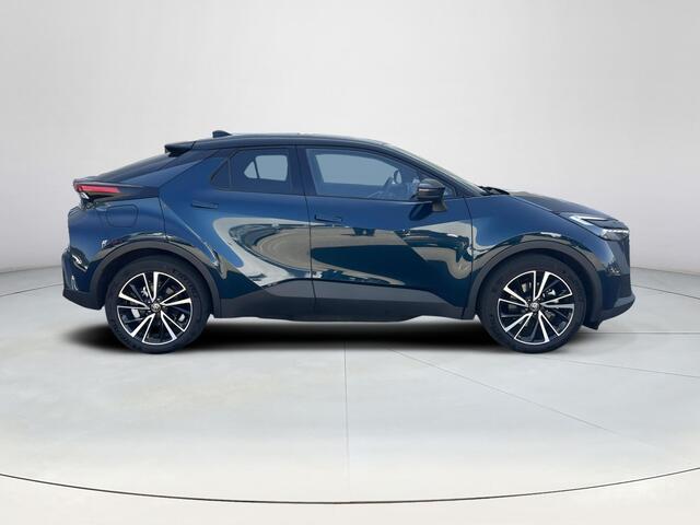 Toyota C-HR 2.0 Plug-in Hybrid 220 Executive
