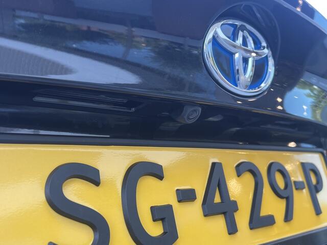 Toyota C-HR 1.8 Hybrid Dynamic | Camera | Trekhaak | Navi