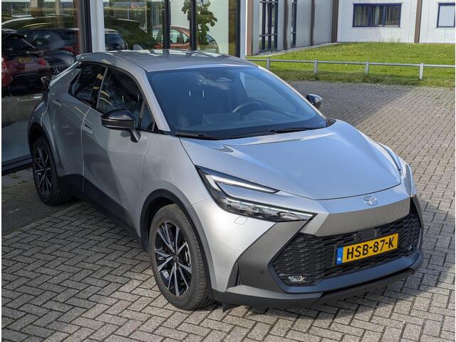 Toyota C-HR 1.8 Hybrid 140 First Edition | Stoel- stuurverwarming | Dodehoek | Elek. achterklep | ACC | PDC V+A | Prisma-LED