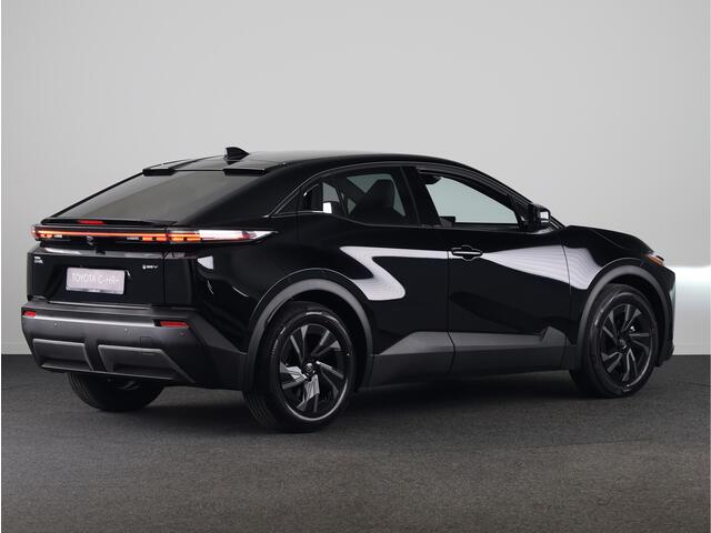 Toyota C-HR First Edition 77 kWh *NIEUW* | Direct leverbaar! |