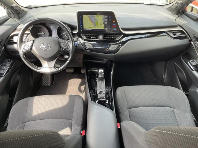 Toyota C-HR 1.8 Hybrid Dynamic 18''/Keyless/Camera/Adaptieve cruise/Dodehoek/Climate/DAB/Stoelverwarming/Navigatie
