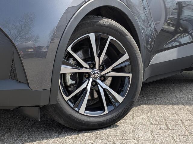 Toyota C-HR 2.0 Plug-in Hybrid 220 Dynamic | Stoel- Stuurverwarming | Dodehoek | PDC V+A | Camera | Navi