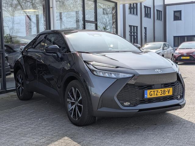 Toyota C-HR 2.0 Plug-in Hybrid 220 Dynamic | Stoel- Stuurverwarming | Dodehoek | PDC V+A | Camera | Navi