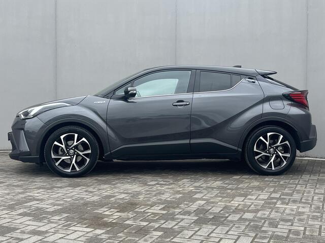 Toyota C-HR 2.0 Hybrid Dynamic / Adaptieve Cruise Control / Airco / Navigatie Dmv Apple Carplay & Android Auto / Stoel,-Stuur Verwarming / Dodehoek detectie / Dab / Parkeersensoren Voor & Achter / Achteruitrij Camera /