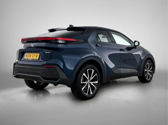 Toyota C-HR 1.8 Hybrid 140 Dynamic | Navigatie | Airco | Parkeersensoren