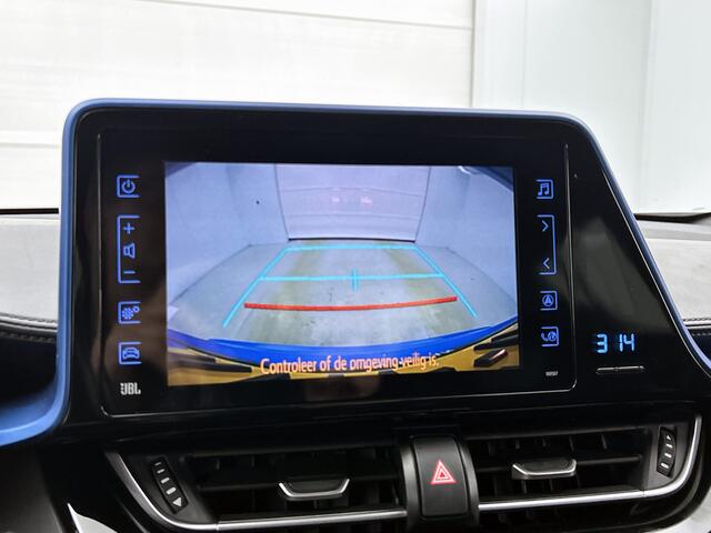Toyota C-HR 1.8 Hybrid Bi-Tone Plus | BTW Voertuig | JBL | Stoelverwarming | Onderweg-naar-dealer