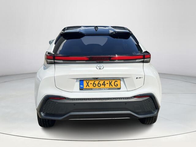 Toyota C-HR 1.8 Hybrid 140 Executive **360 CAMERA/ JBL/ PANORAMADAK/ 36 MAANDEN GARANTIE**