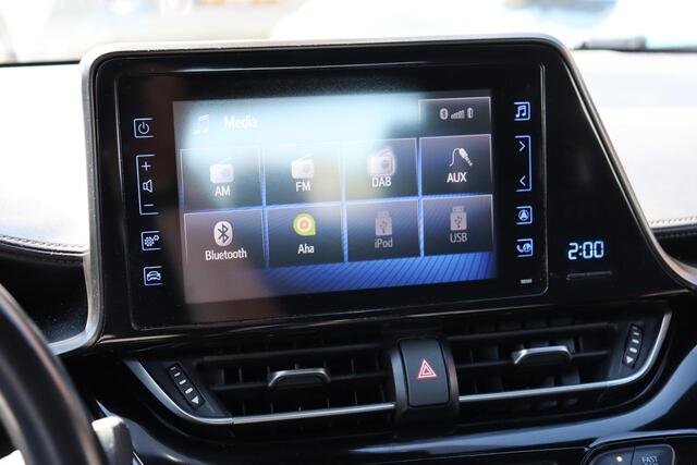 Toyota C-HR 1.8 Hybrid Dynamic | Achteruitrijcamera | Adaptive Cruise controle | Lane assist | Startknop |