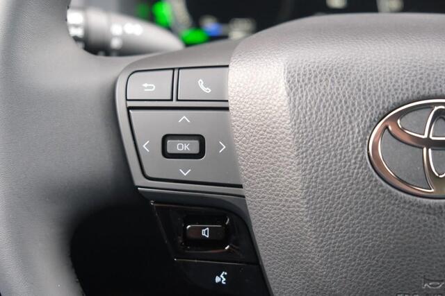 Toyota C-HR 2.0 Plug-in Hybrid 220pk Dynamic | Navi | App Connect | Climate | Adaptive Cruise | Camera | Keyless | Dodehoek | Winter Pakket