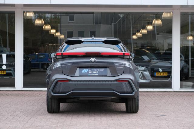 Toyota C-HR 2.0 Plug-in Hybrid 220pk Dynamic | Navi | App Connect | Climate | Adaptive Cruise | Camera | Keyless | Dodehoek | Winter Pakket