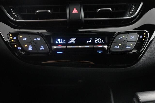 Toyota C-HR 2.0 Hybrid Business Plus | Navigatie | Trekhaak | Stoelverwarming | Apple Carplay/Android Auto |