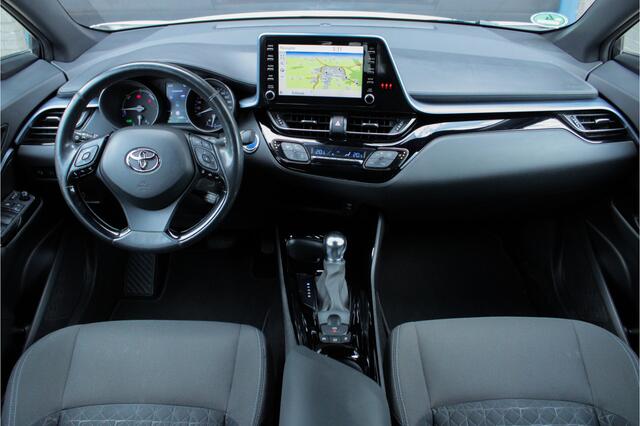 Toyota C-HR 1.8 Hybrid Style |stoelverwarming|parkeersensoren|Apple/Android|navigatie|