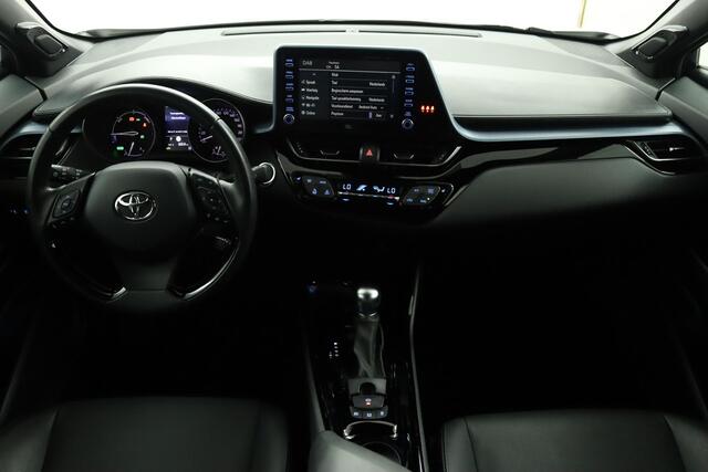 Toyota C-HR 2.0 Hybrid Style Luxury | Leder | Trekhaak | JBL Audio | Stoelverwarming | Camera | 10 Jaar Garantie! |