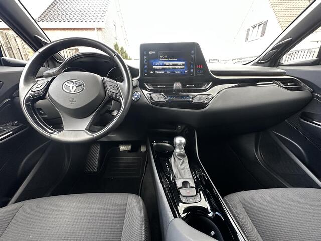 Toyota C-HR 1.8 Hybrid Bi-Tone