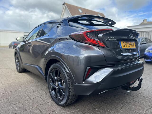 Toyota C-HR 1.8 Hybrid Bi-Tone