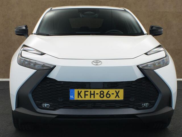 Toyota C-HR 2.0 Plug-in Hybrid 220 Dynamic - DODEHOEK DETECTIE - PARKEERSENSOREN VOOR EN ACHTER - KEYLESS ENRTY & START - ACHTERUITRIJ CAMERA - NAVIGATIE - ADAPTIVE CRUISE CONTROL - STUUR EN STOEL VERWARMING