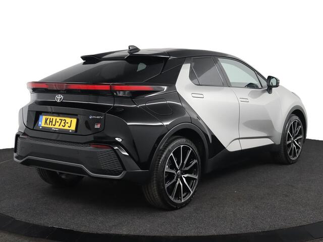 Toyota C-HR 2.0 Plug-in Hybrid 220 Premium | 360 camera | Parkeersensoren | 65km elektrisch bereik | Sfeer verlichting | Zeer Luxe |