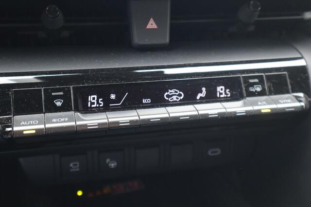 Toyota C-HR 1.8 Hybrid 140 First Edition Two-Tone | Trekhaak | Groot scherm