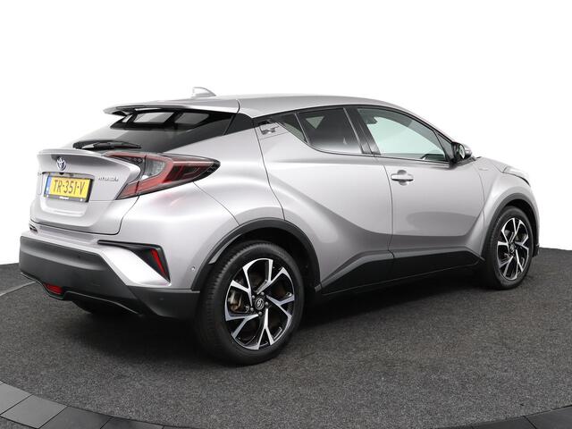 Toyota C-HR 1.8 Hybrid Style | Camera | Stoel / Stuurverwarming | Lederen bekleding | Navigatie |