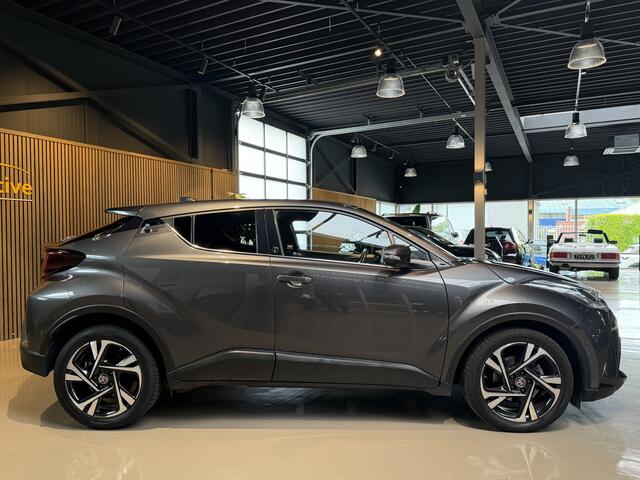 Toyota C-HR 2.0 Hybrid TeamNL | Navigatie | LMV | Climate Control| 153pk | .