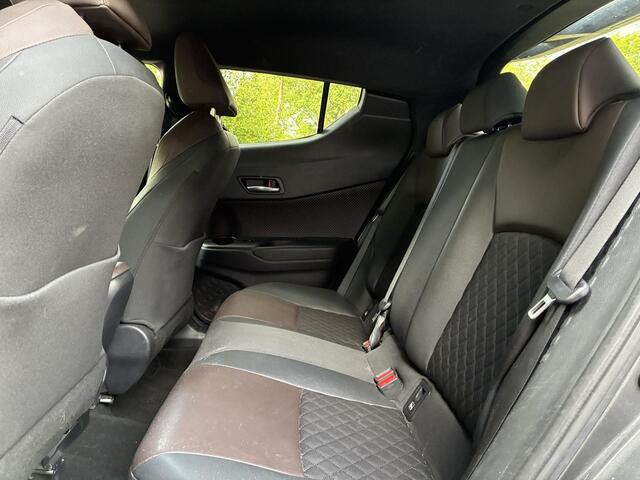 Toyota C-HR 1.8 Hybrid Executive | Trekhaak | Achteruitrijcamera | Navigatie