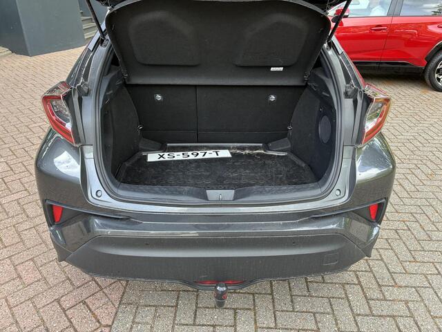 Toyota C-HR 1.8 Hybrid Executive | Trekhaak | Achteruitrijcamera | Navigatie