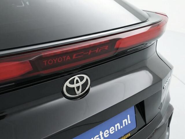 Toyota C-HR 2.0 Plug-in Hybrid 220 Dynamic | Dodehoekdetectie | Stuurwiel En Voorstoelen Verwarmd | Oplaad mogelijkheid |