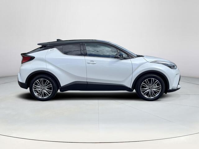 Toyota C-HR 2.0 Hybrid Executive | Navigatie | Apple CarPlay/Android auto | Achteruitrijcamera | Parkeersensoren