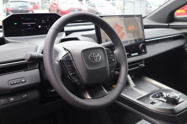 Toyota C-HR First Edition 77 kWh