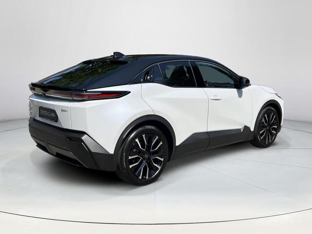 Toyota C-HR First Edition 77 kWh Bi-Tone