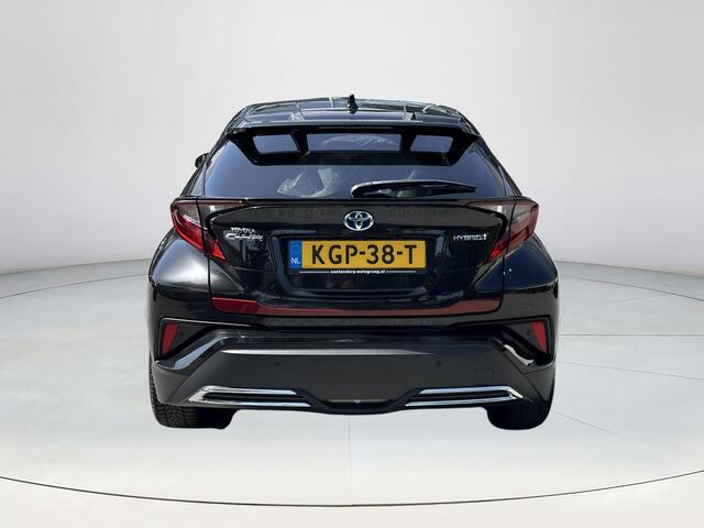 Toyota C-HR 2.0 Hybrid Dynamic Ultimate **STOEL- EN STUURVERWARMING/ DODEHOEKDEECTIE/ PARKEERSENSOREN**