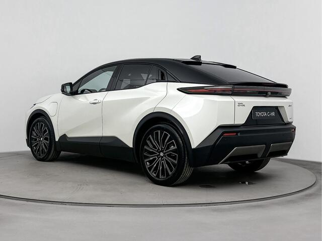 Toyota C-HR Executive AWD 77 kWh | Apple Carplay & Android Auto | Parkeercamera | * | Direct leveren |