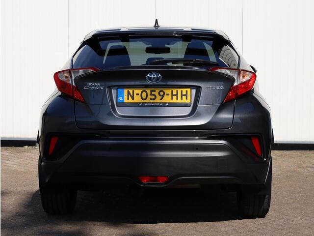 Toyota C-HR 1.8 Hybrid Style | Park-Assist | Stuurwielverwarming | Trekhaak