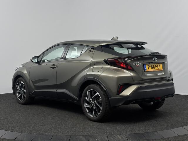 Toyota C-HR 1.8 Hybrid Dynamic | Camera | Navigatie | Carplay / Android Auto |