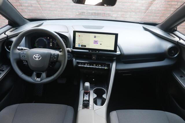 Toyota C-HR 2.0 Plug-in Hybrid 220pk Dynamic | Navi | App Connect | Climate | Adaptive Cruise | Camera | Keyless | Dodehoek | Winter Pakket