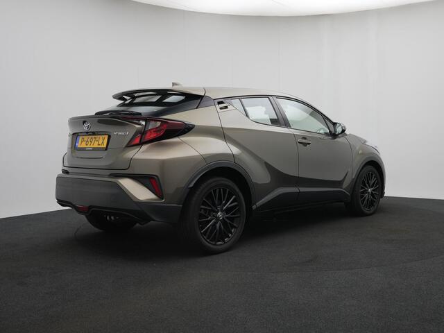 Toyota C-HR 1.8 Hybrid Active | 18" Lichtmetalen velgen | Parkeercamera | Cruise Control Adaptief |